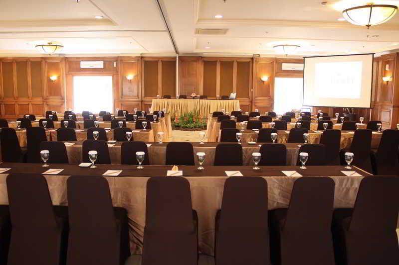The Majesty Hotel Bandung Zewnętrze zdjęcie